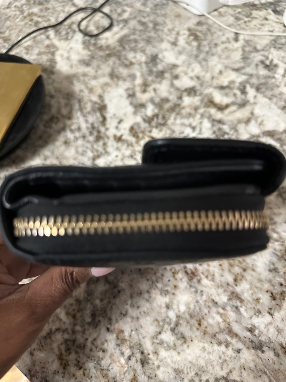 Gucci Black Embossed GG Leather Wallet. PREOWNED. - Picture 6 of 15